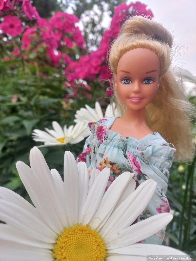 Аналоги Барби и куклы 1/6: клоны 90