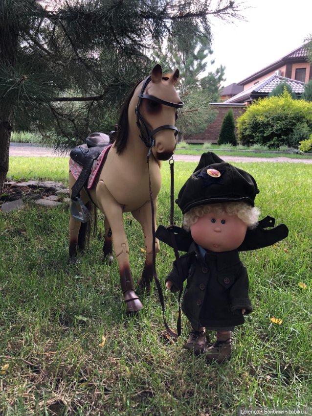 Будёновка — Куклы Nines d'Onil (Нинес): Миа (Mia)