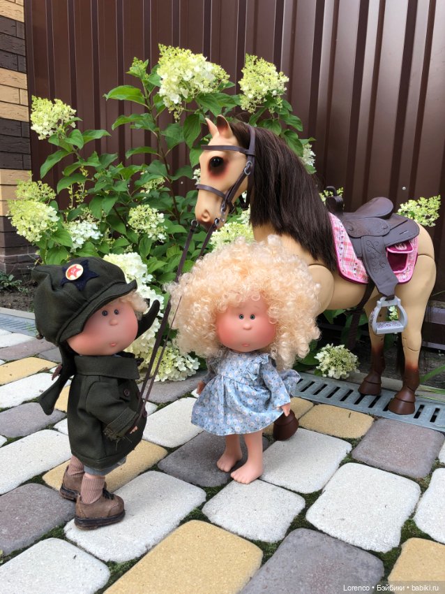 Будёновка — Куклы Nines d'Onil (Нинес): Миа (Mia)
