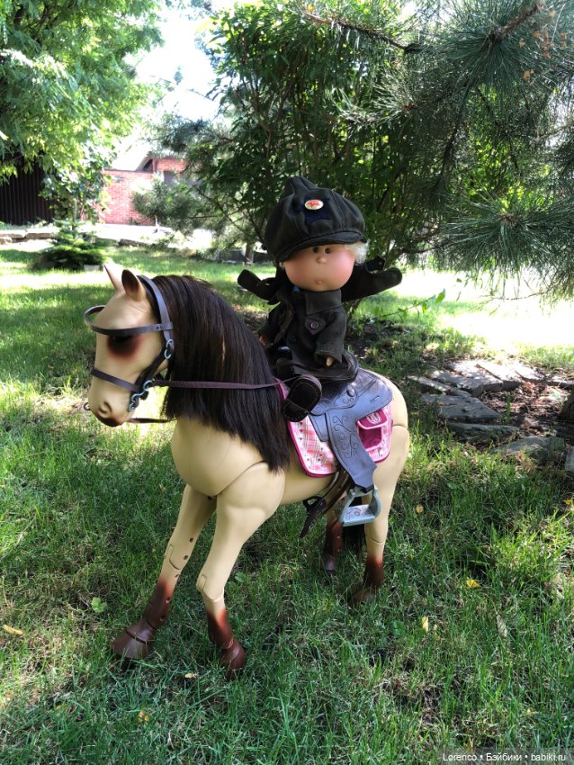 Будёновка — Куклы Nines d'Onil (Нинес): Миа (Mia)