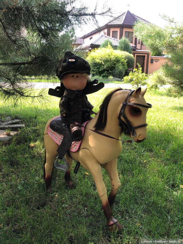 Будёновка — Куклы Nines d'Onil (Нинес): Миа (Mia)