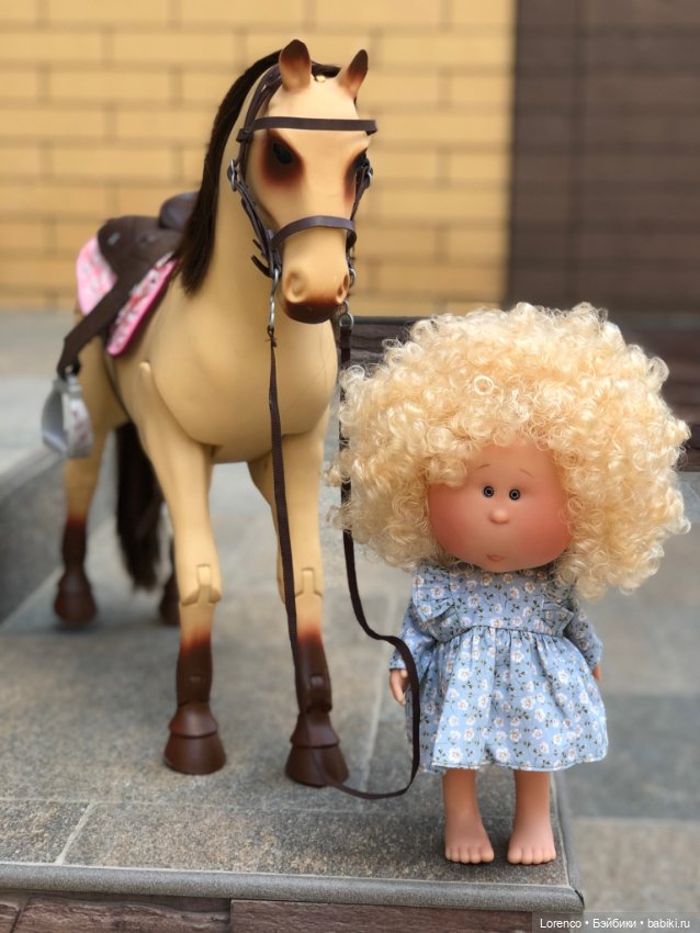 Будёновка — Куклы Nines d'Onil (Нинес): Миа (Mia) (фото 7)