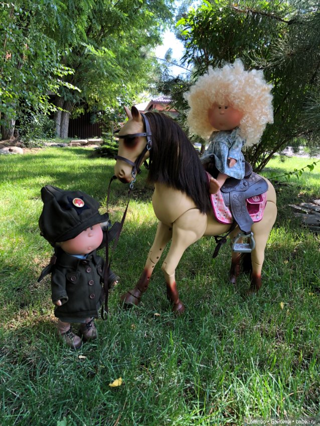 Будёновка — Куклы Nines d'Onil (Нинес): Миа (Mia)