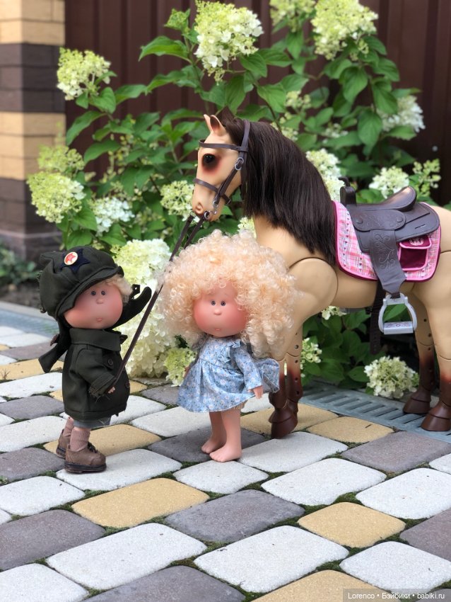 Будёновка — Куклы Nines d'Onil (Нинес): Миа (Mia)