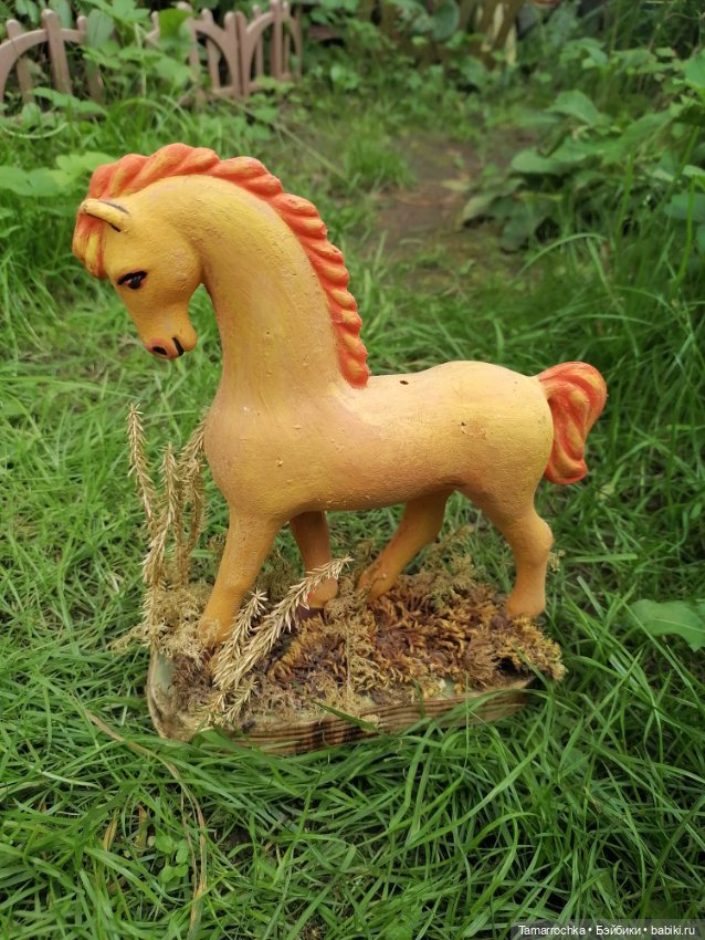 Далеко, далеко на лугу пасутся ко