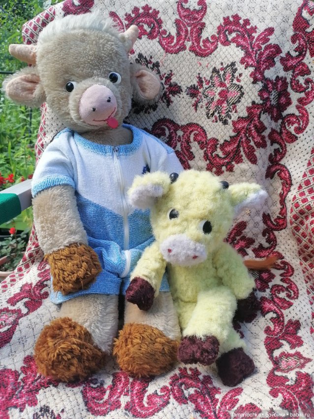 Далеко, далеко на лугу пасутся ко