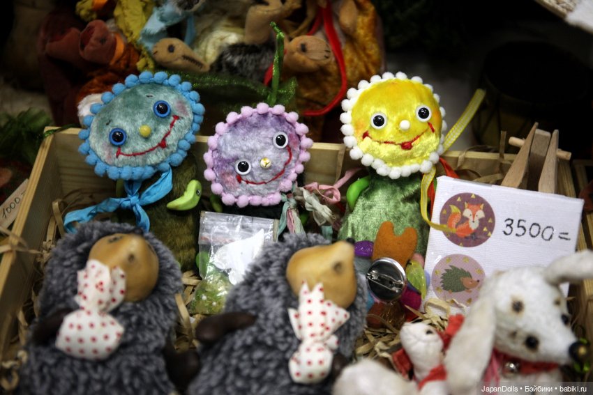 Плюшевая милота Натилии Халикеевой на выставке «Праздник кукол. Кремль в Измайлово» 16.07 – 14.08 2022 года (фото 9)