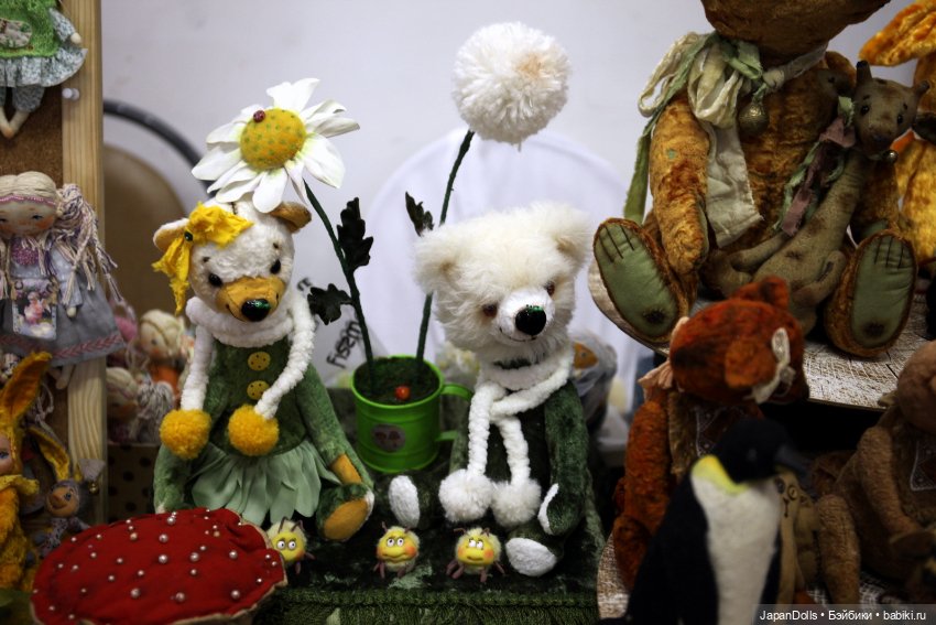 Плюшевая милота Натилии Халикеевой на выставке «Праздник кукол. Кремль в Измайлово» 16.07 – 14.08 2022 года (фото 6)