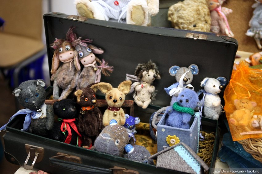 Плюшевая милота Натилии Халикеевой на выставке «Праздник кукол. Кремль в Измайлово» 16.07 – 14.08 2022 года (фото 10)