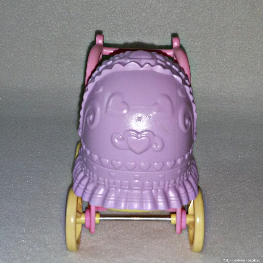 ...Кроватка, шкаф и коляска (фото 4)