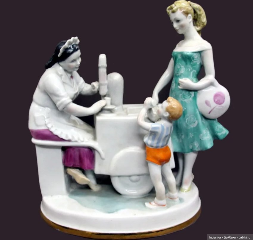 Абсолютно неожиданная статуэтка (фото 7)