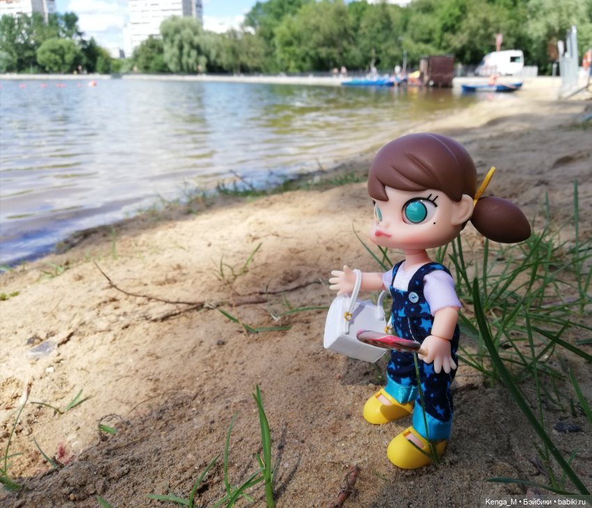 Молли на прогулке — Разные шарнирные куклы (не БЖД): редкие (фото 2)