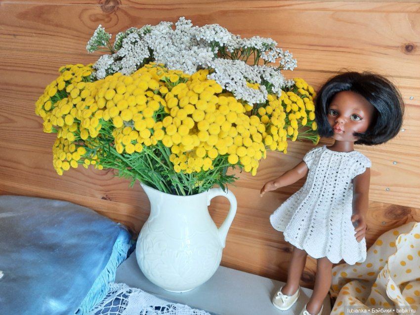 Просто белое платье и просто букет (фото 3)