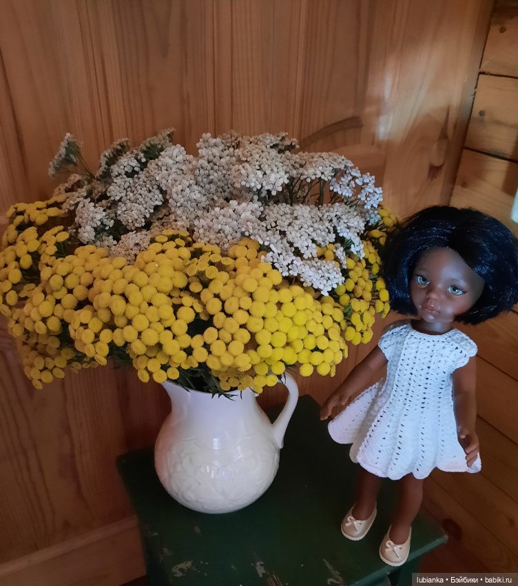 Просто белое платье и просто букет (фото 5)