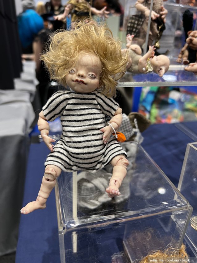 Кира дома — Необычные и смешные авторские куклы: гротеск