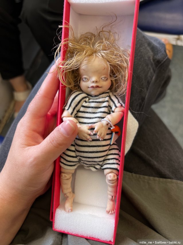 Кира дома — Необычные и смешные авторские куклы: гротеск