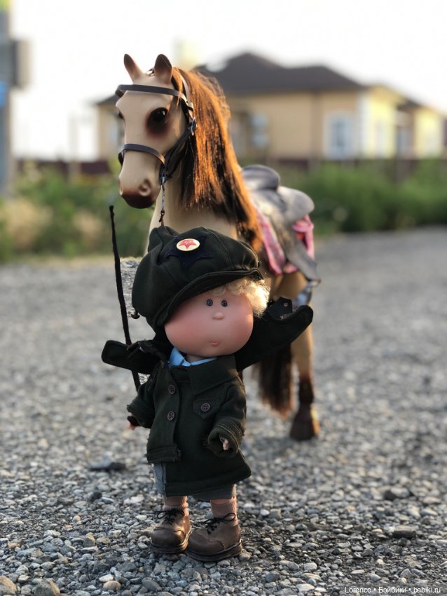 В поле с конём. Один из Д'онилов