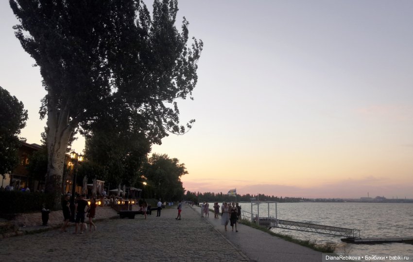 Прогулка по набережной Таганрога (фото 3)