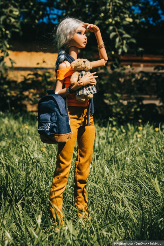 Собирается уезжать или всё-таки решила остаться (фото 2)