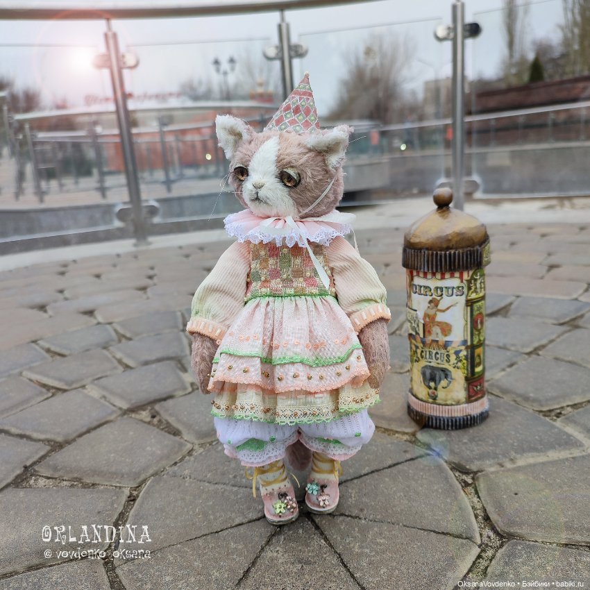 Жила-бывала маленькая кошка