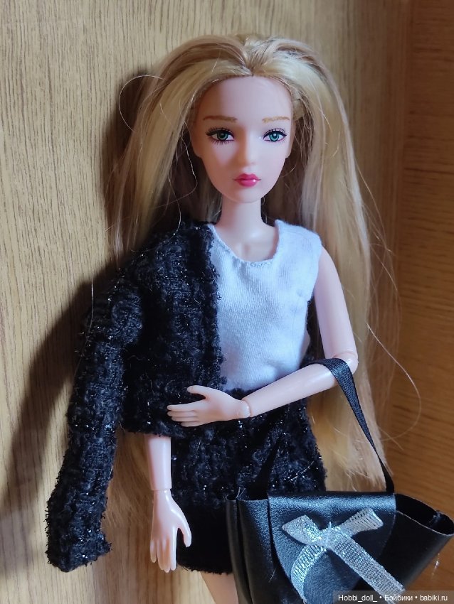 Кукла Эмили моими глазами (фото 4)