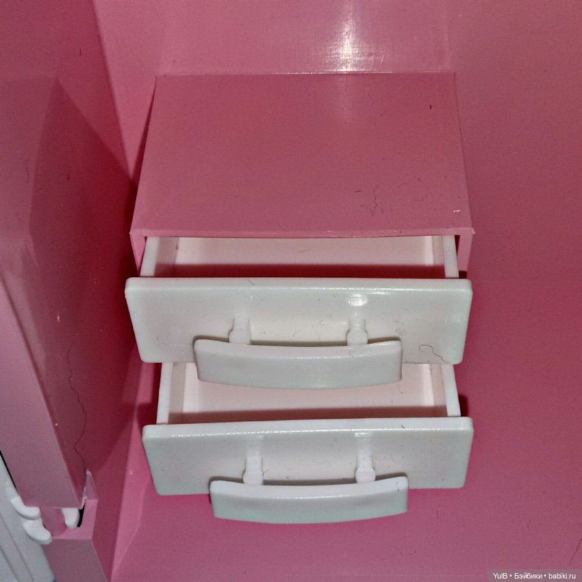 ...Про наборы с кукольной мебелью