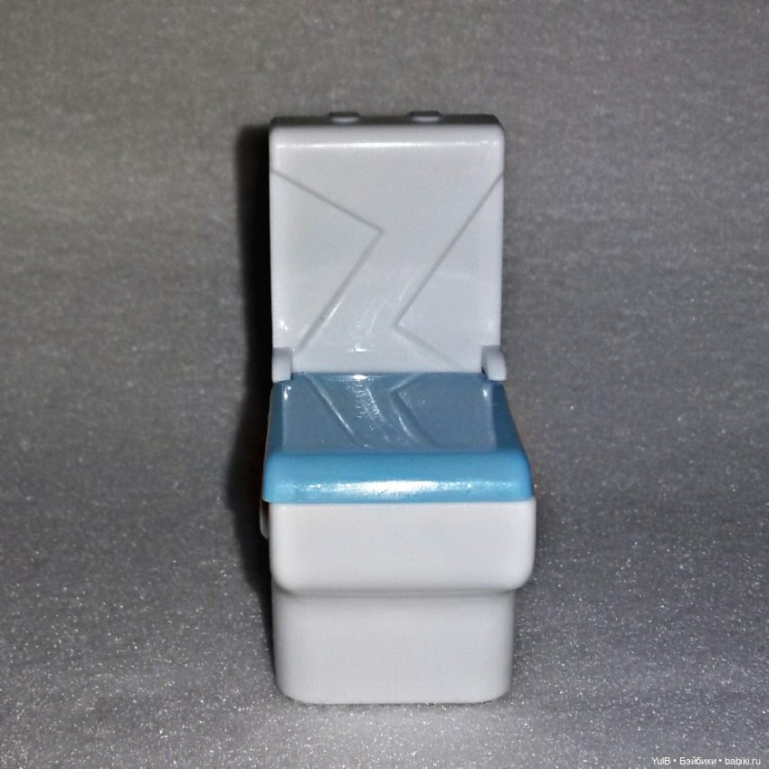 ...Много мебели — Интересные игрушки и фигурки (разное): редкие