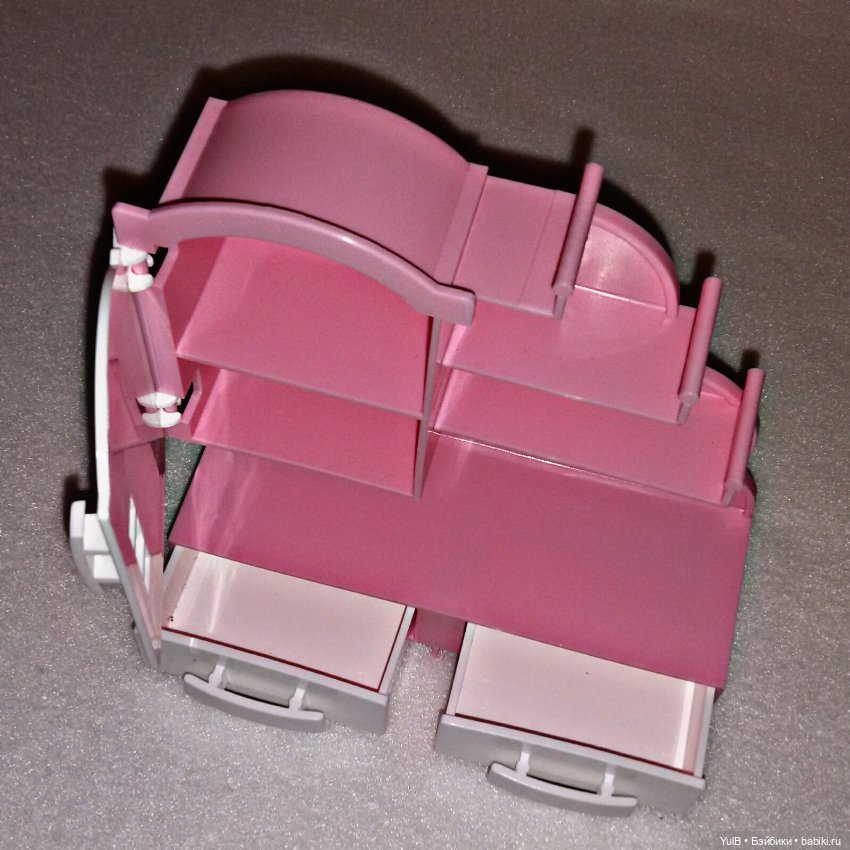 ...Про наборы с кукольной мебелью