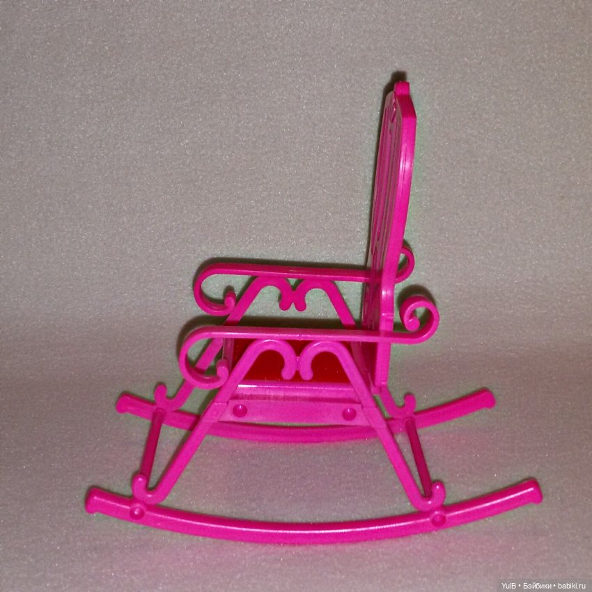 ...Кресло-качалка — Российские куклы Весна (фото 3)