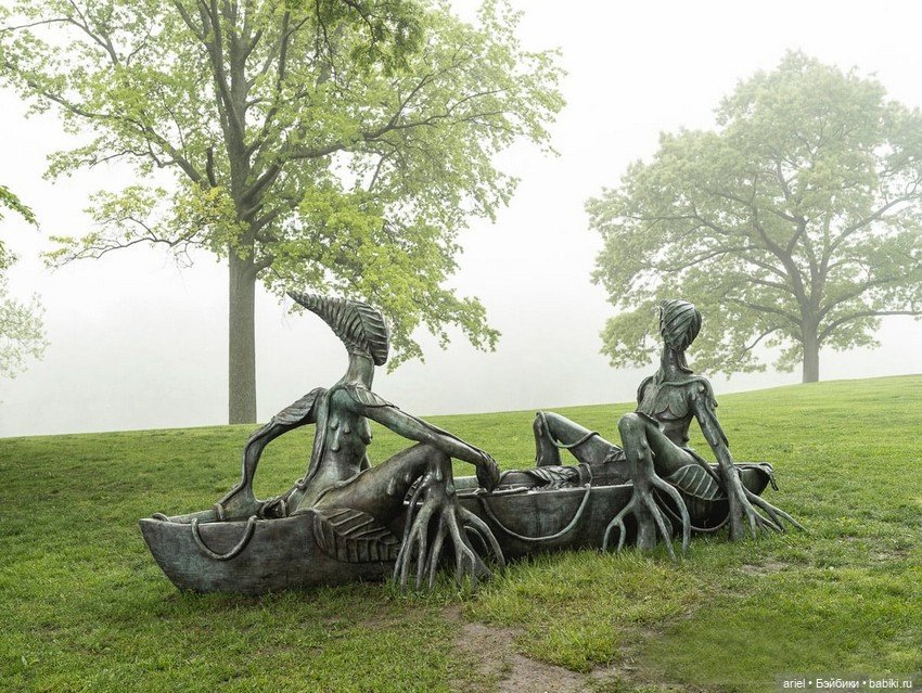 Мифические существа скульптора Вонгечи Муту (Wangechi Mutu) в арт-центре Storm King (фото 3)