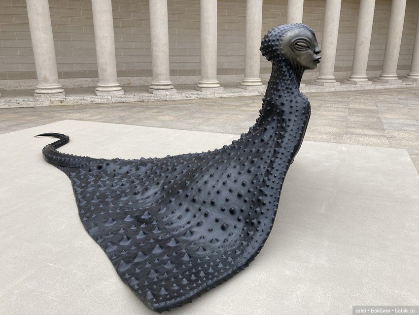 Мифические существа скульптора Вонгечи Муту (Wangechi Mutu) в арт-центре Storm King (фото 6)