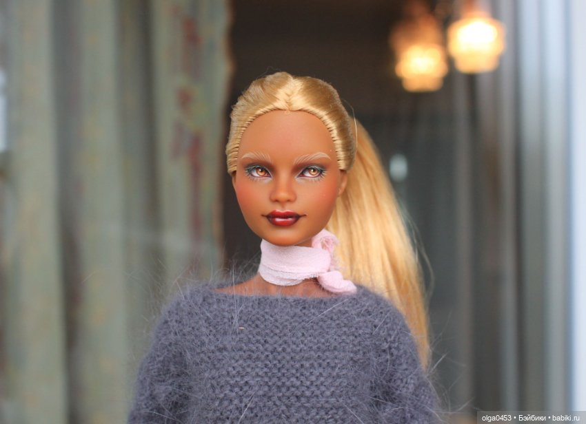 Темнокожая и золотоволосая (фото 10)