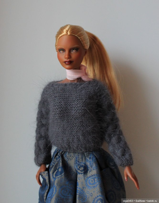 Темнокожая и золотоволосая (фото 2)