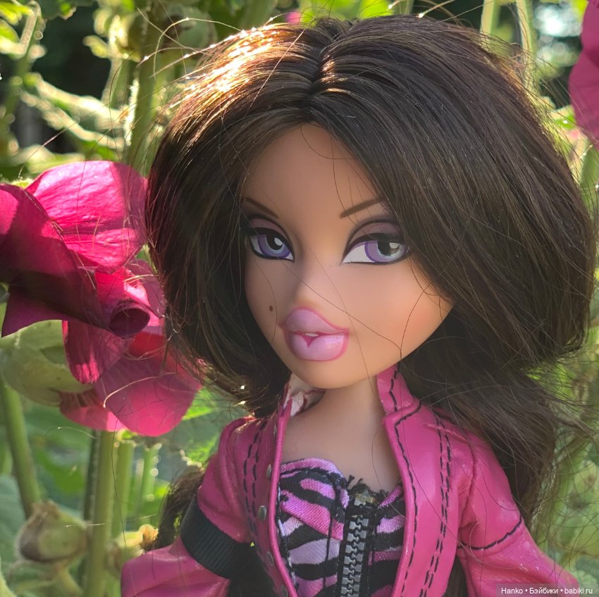 Парочка Братц — Куклы Bratz (Братц) и Moxie Girlz: MGA