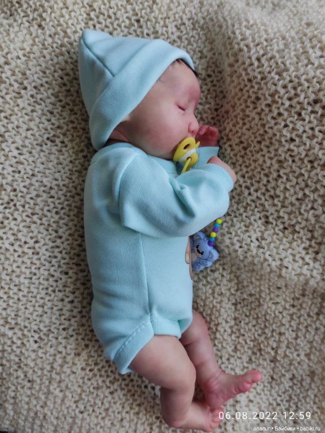 Только родился. Авторская кукла Кондрашовой Ирины