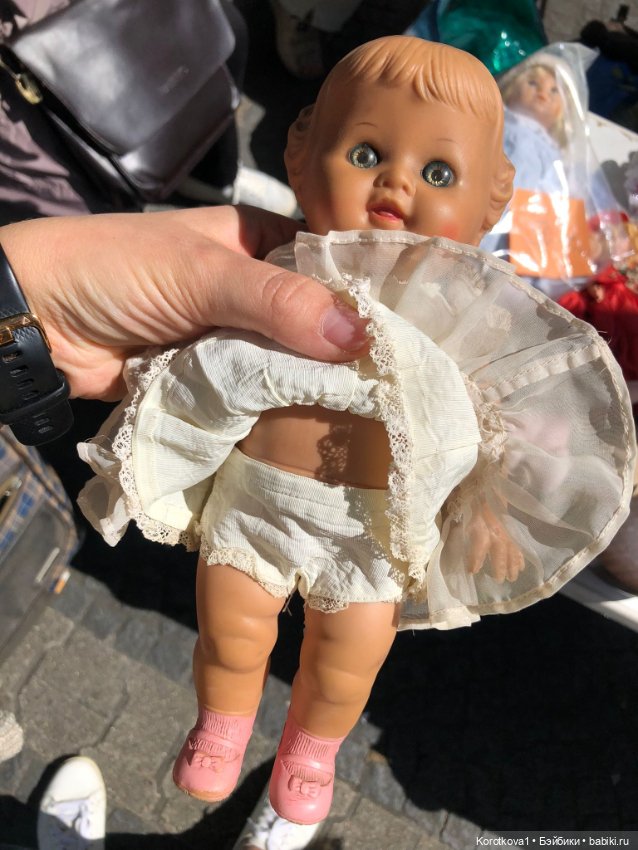 Прелесть прелестная, кто ты