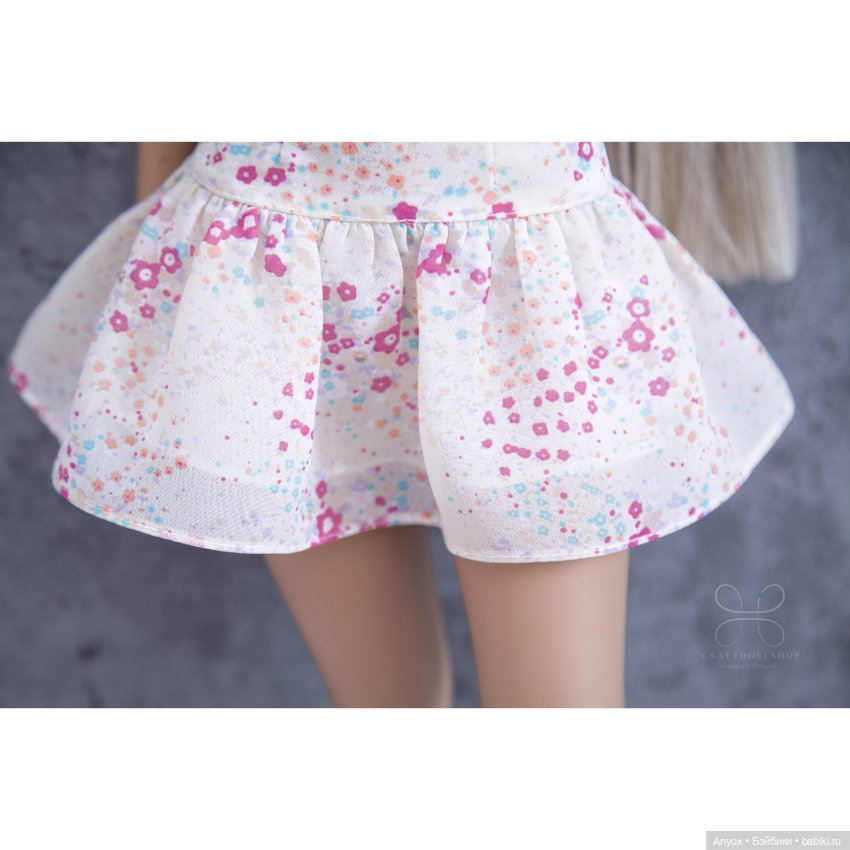 Цветочные платья и много фото на природе