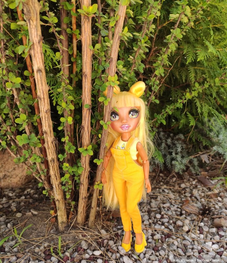 Прогулка у паровозов — Куклы Rainbow High (Рейнбоу Хай (фото 6)