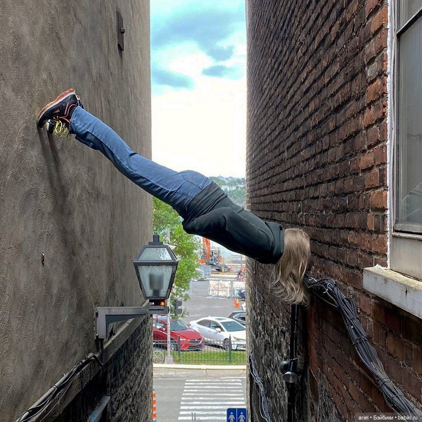 Причудливые инсталляции Марка Дженкинса (Mark Jenkins)