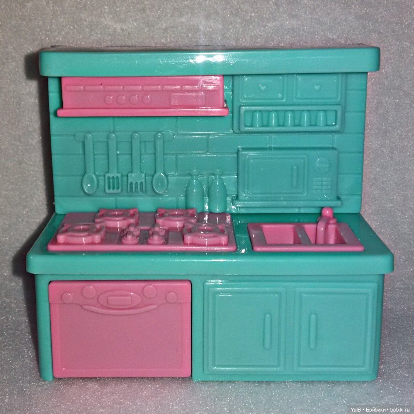 ...Много мебели — Интересные игрушки и фигурки (разное): редкие