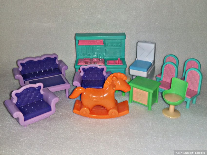 ...Много мебели — Интересные игрушки и фигурки (разное): редкие