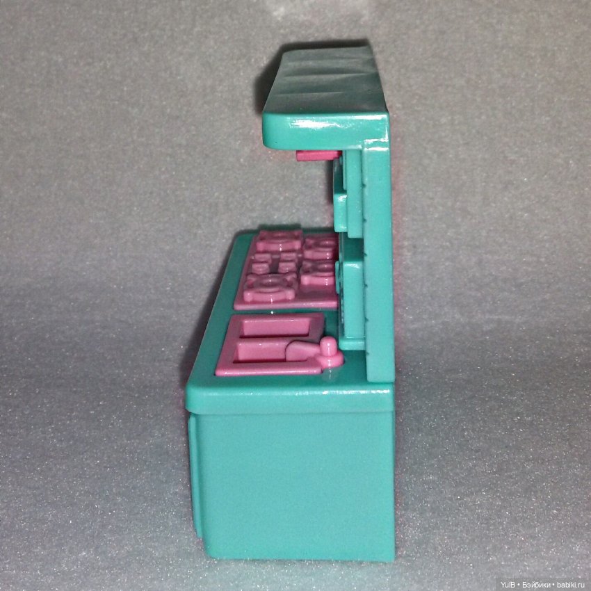 ...Много мебели — Интересные игрушки и фигурки (разное): редкие