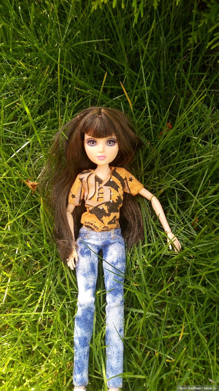 Тристен в парке. Мокси Тинз, Moxie Teens