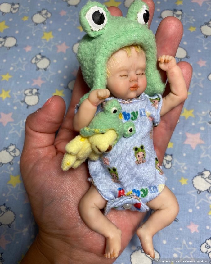 Статичный мальчик — Авторские миниатюрные куклы: лепка (фото 4)