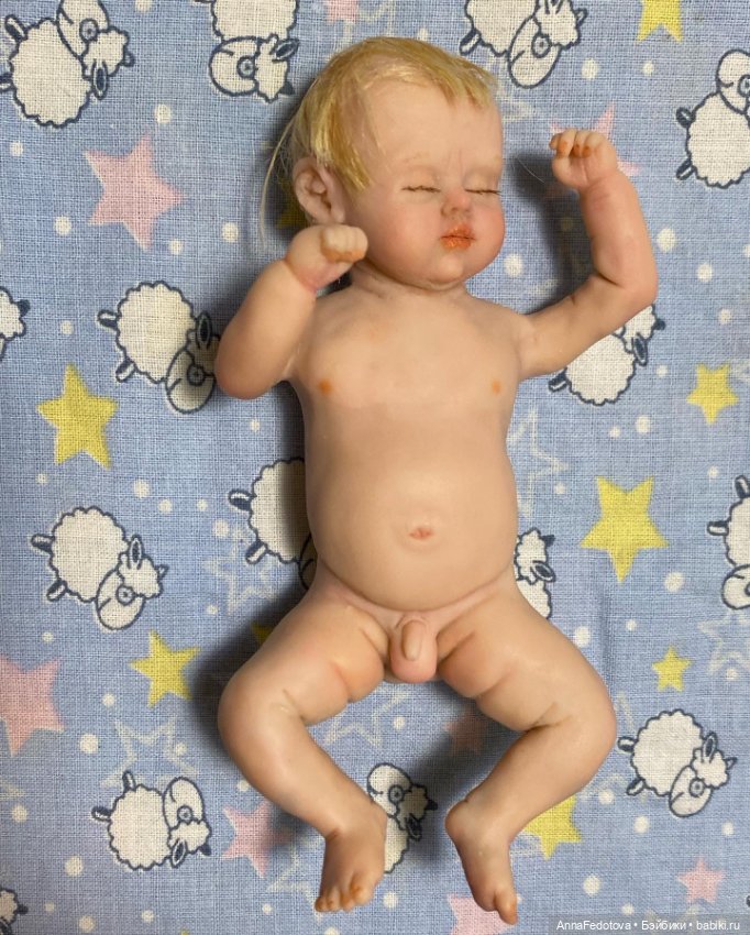 Статичный мальчик — Авторские миниатюрные куклы: лепка (фото 2)