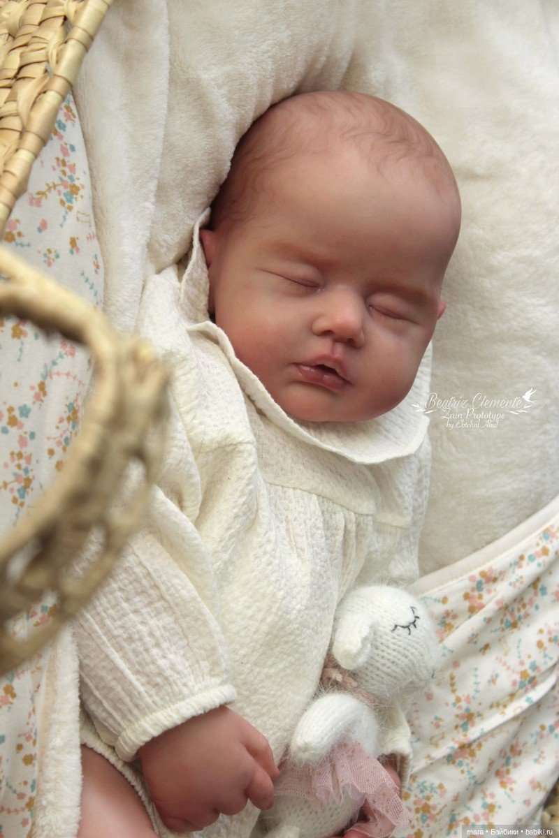 Zain скульптора Ebtehal Abul, автор прототипа Beatriz Clemente (фото 9)