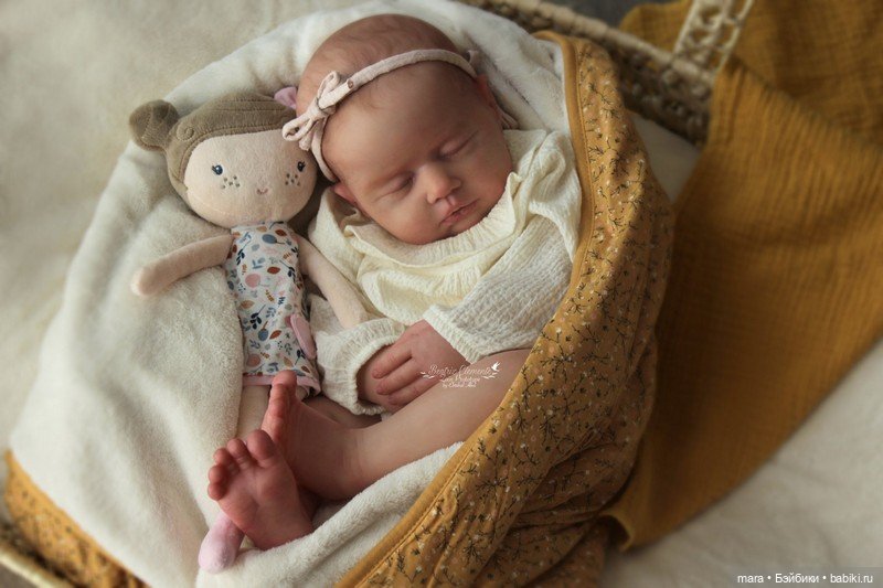 Zain скульптора Ebtehal Abul, автор прототипа Beatriz Clemente (фото 3)