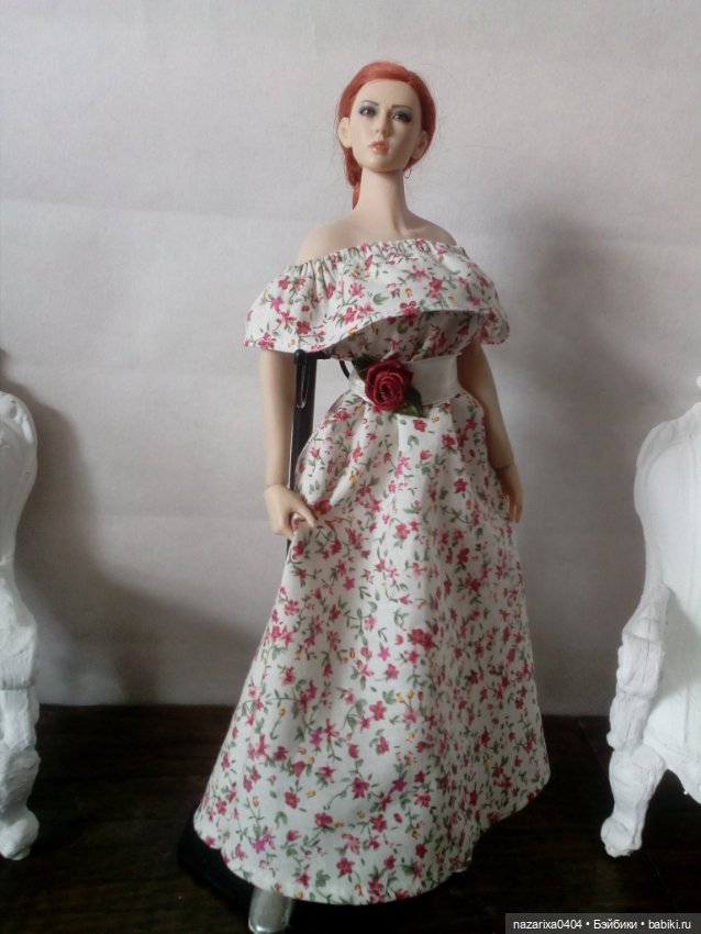 Выкройка платья на девушек Phicen, Барби и похожих фигур