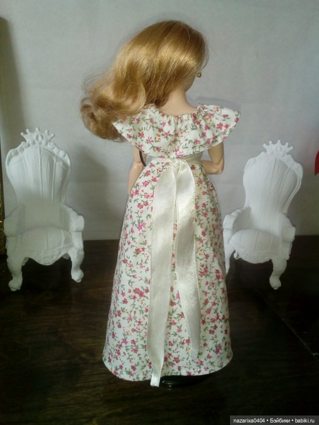 Выкройка платья на девушек Phicen, Барби и похожих фигур (фото 6)