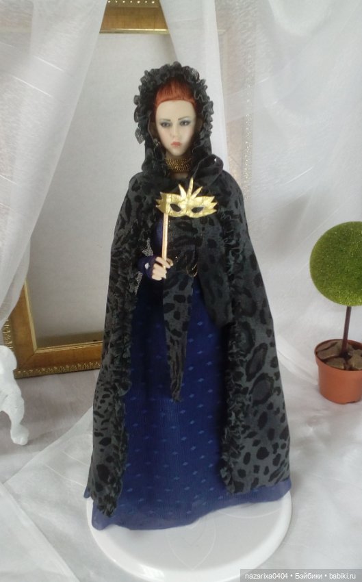 "Полуночный маскарад в Версальском дворце" (фото 4)